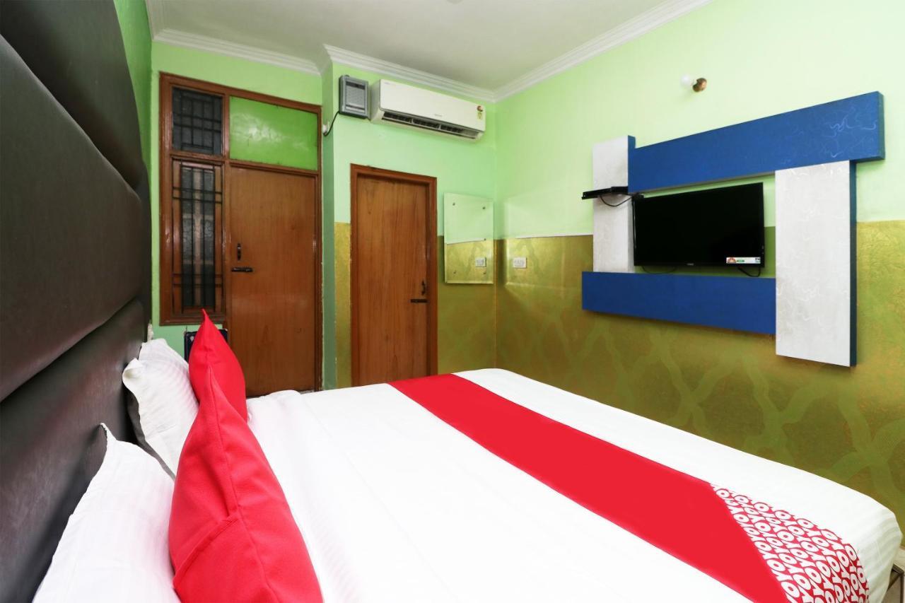 Oyo 29304 Hotel Pooja Yamunānagar Zewnętrze zdjęcie