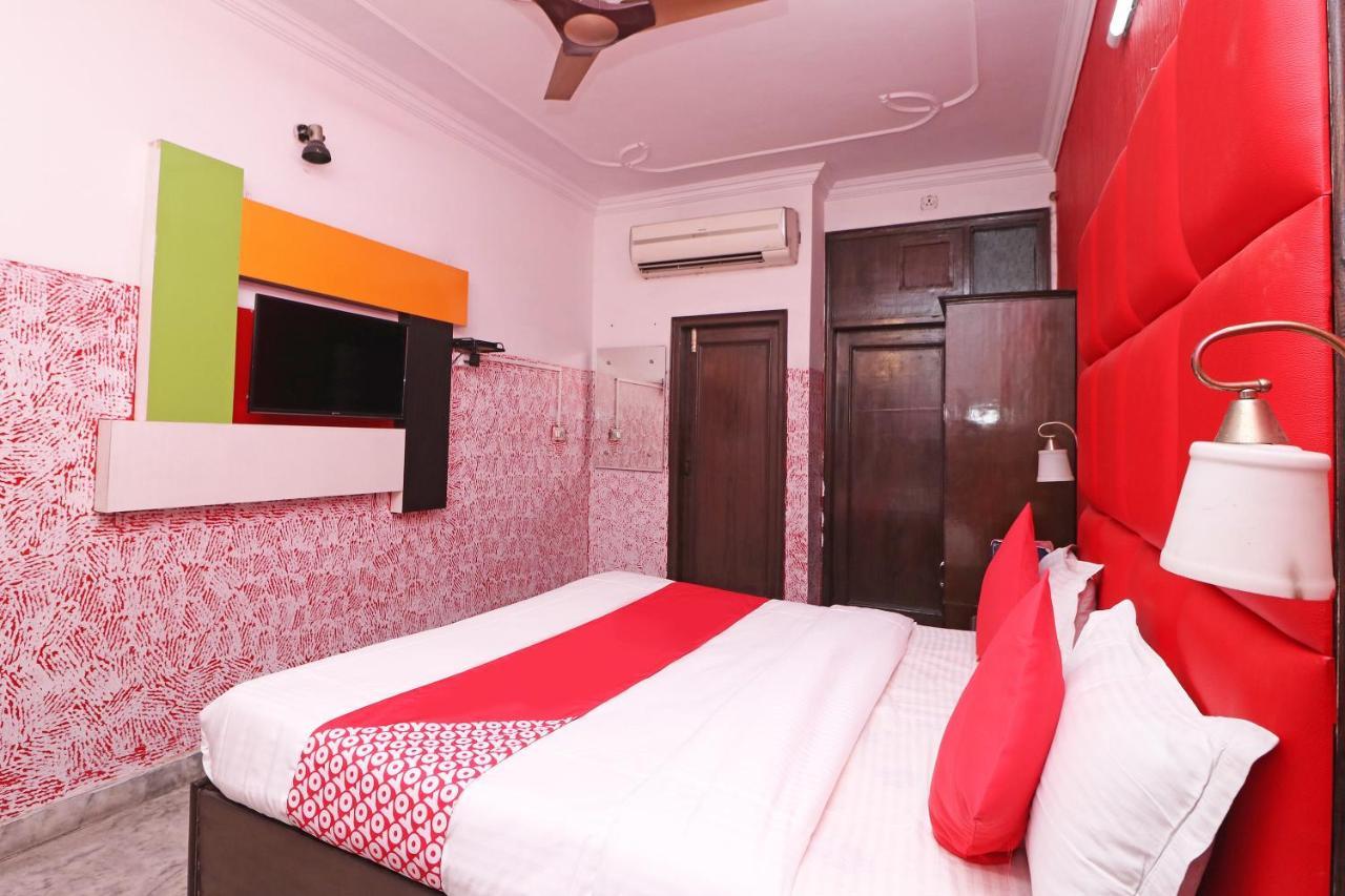 Oyo 29304 Hotel Pooja Yamunānagar Zewnętrze zdjęcie