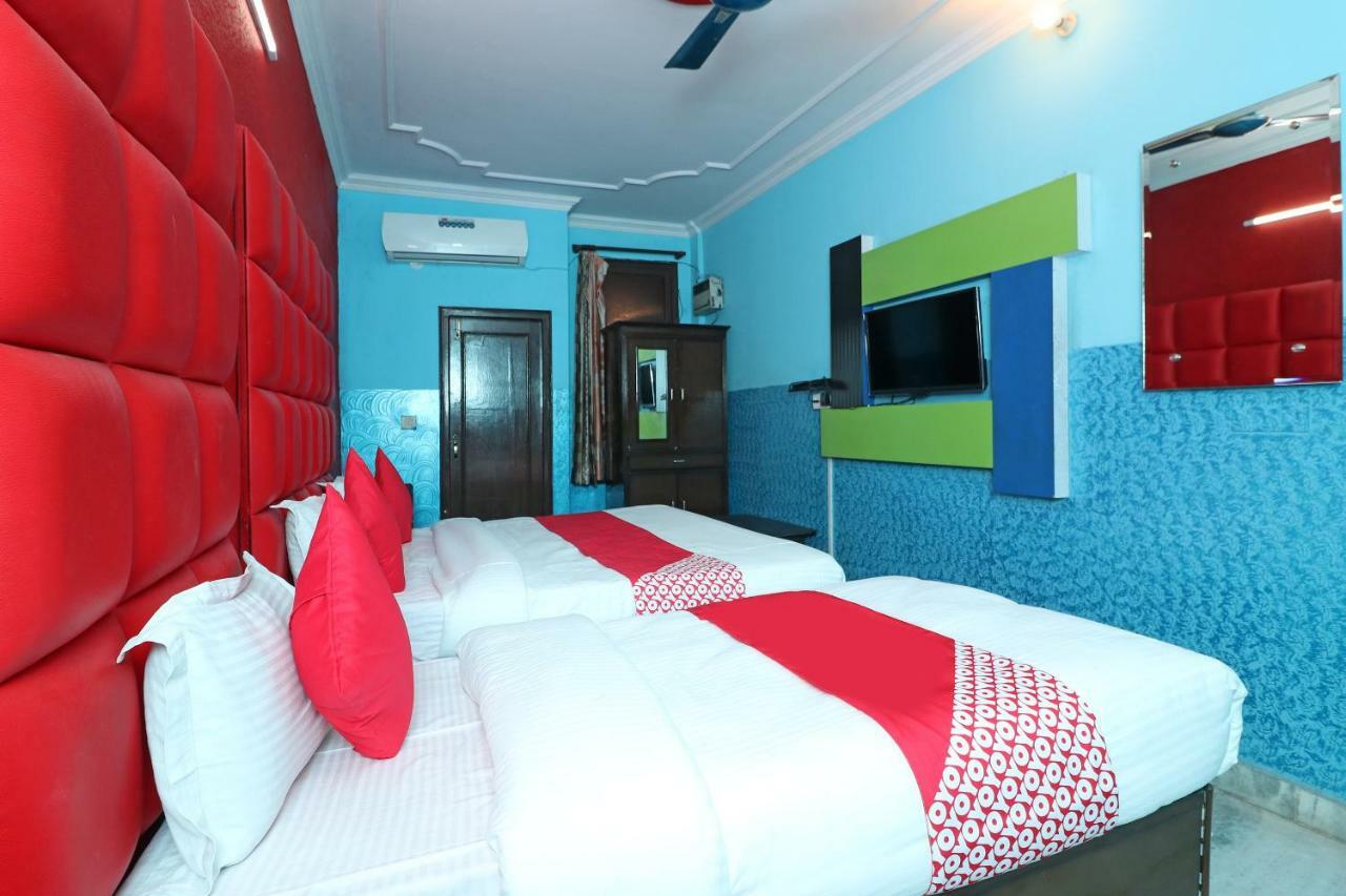 Oyo 29304 Hotel Pooja Yamunānagar Zewnętrze zdjęcie