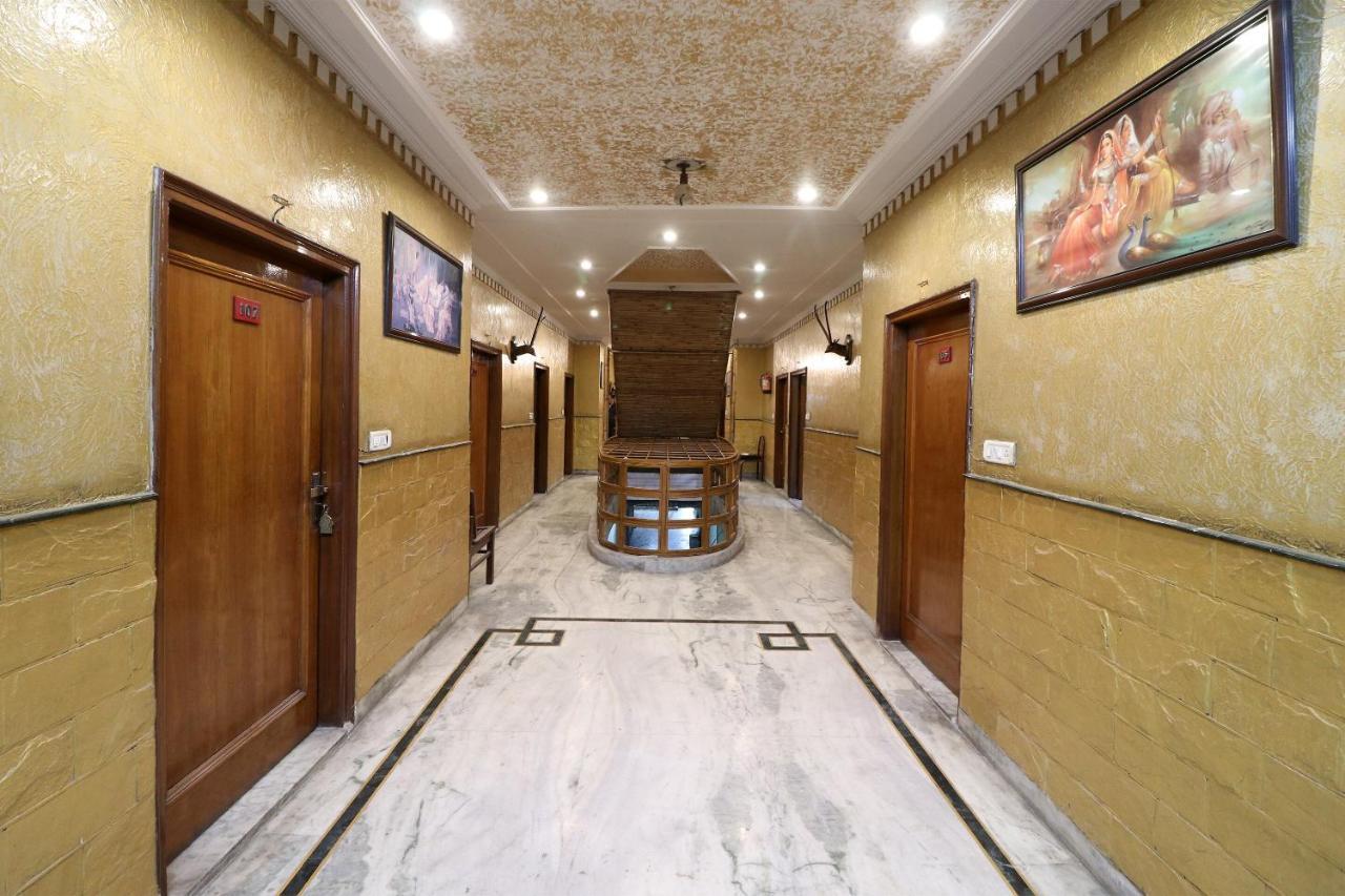 Oyo 29304 Hotel Pooja Yamunānagar Zewnętrze zdjęcie